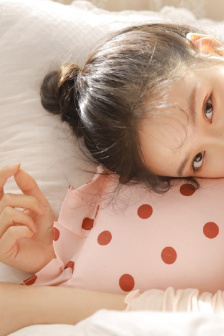 漂亮的女学生bd高清3